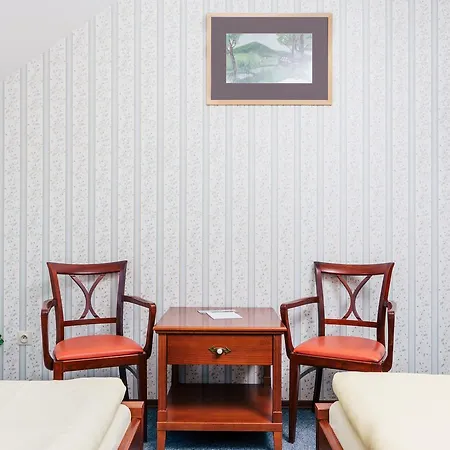 Malevil Hotel 3*