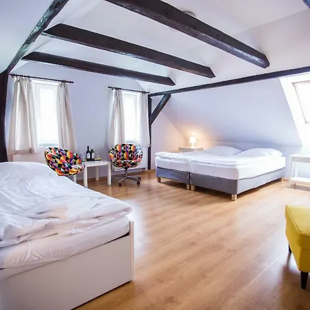 Malevil Hotel 3*